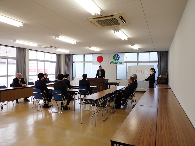 入社式