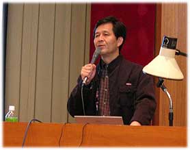 羽山伸一氏
